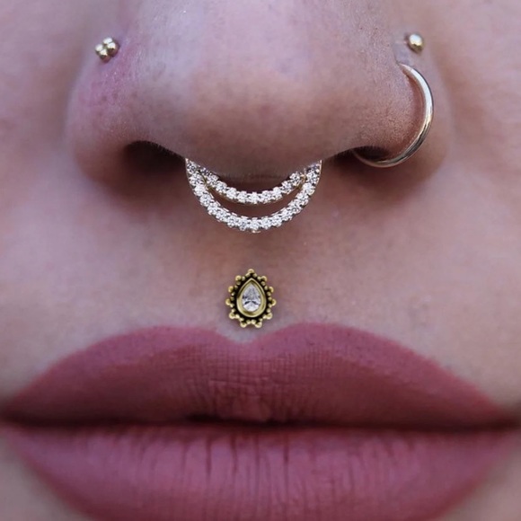 Jewelry Gold Medusa Teardrop Gem Labret Poshmark
